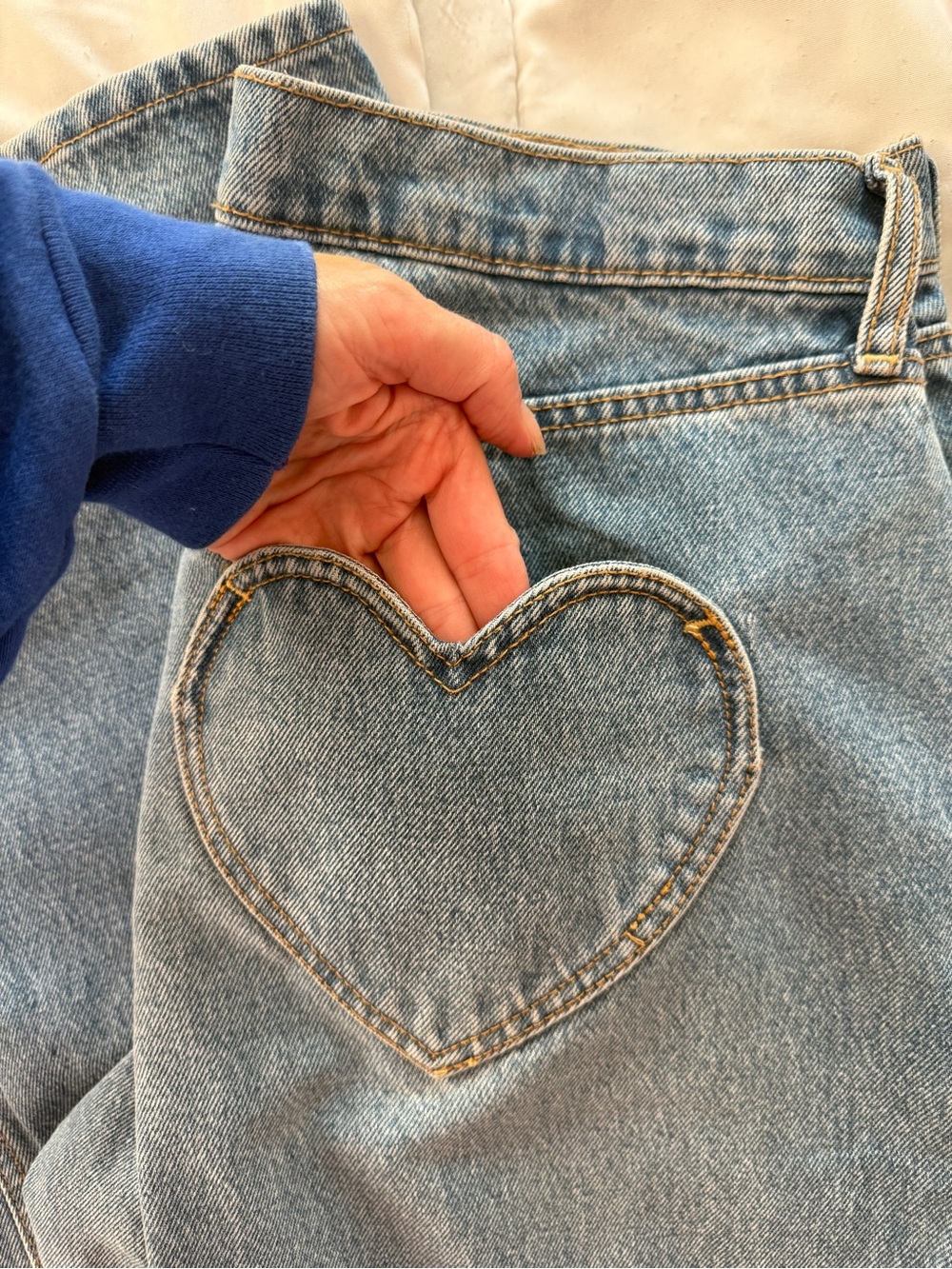 Universal Thread Heart Pocket midrise - Picture 7 of 7